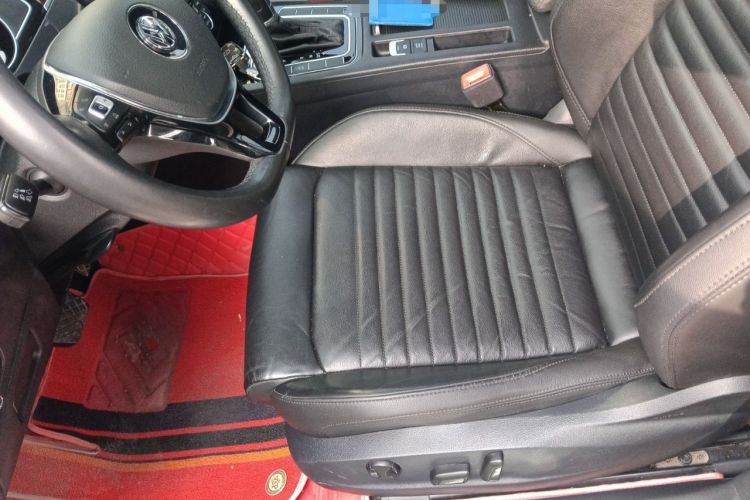 Used Volkswagen Magotan 2018 Facelift 330TSI DSG Luxury Model
