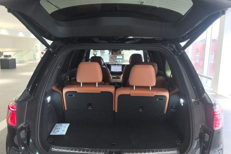 Used Hima AITO M9 2024 Range-Extended Ultra Version 42 kWh 6-Seater Model
