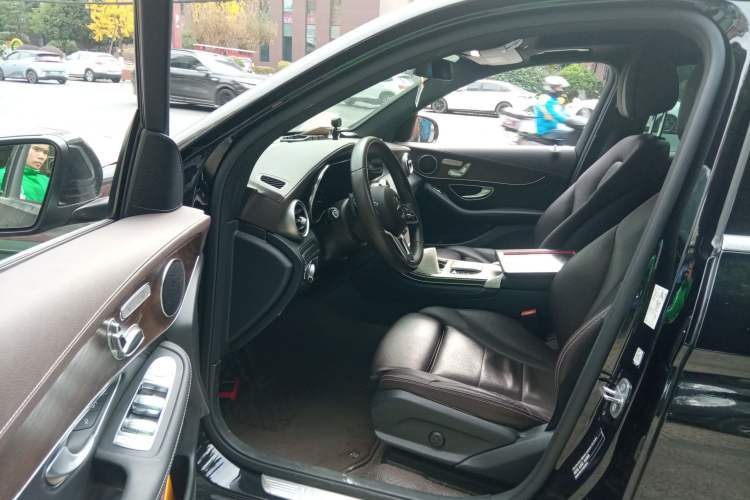 Used Mercedes-Benz GLC 2020 GLC 260 L 4MATIC Luxury Model