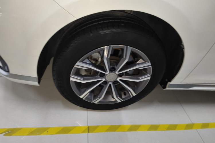 Used BYD Song MAX 2021 Upgraded Model 1.5T Automatic Luxury 6-Seater
