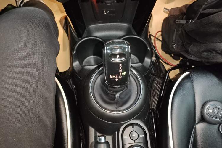 Used  MINI 2019 1.5T ONE PLUS
