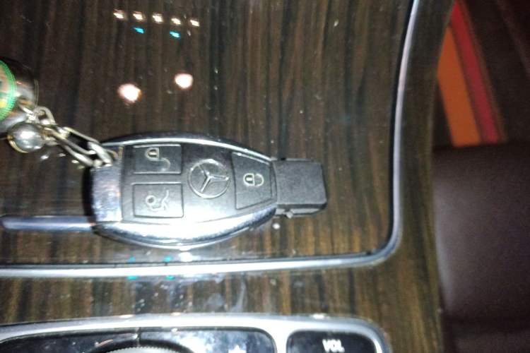 Used Mercedes-Benz GLC 2017 GLC 260 4MATIC Luxury Model