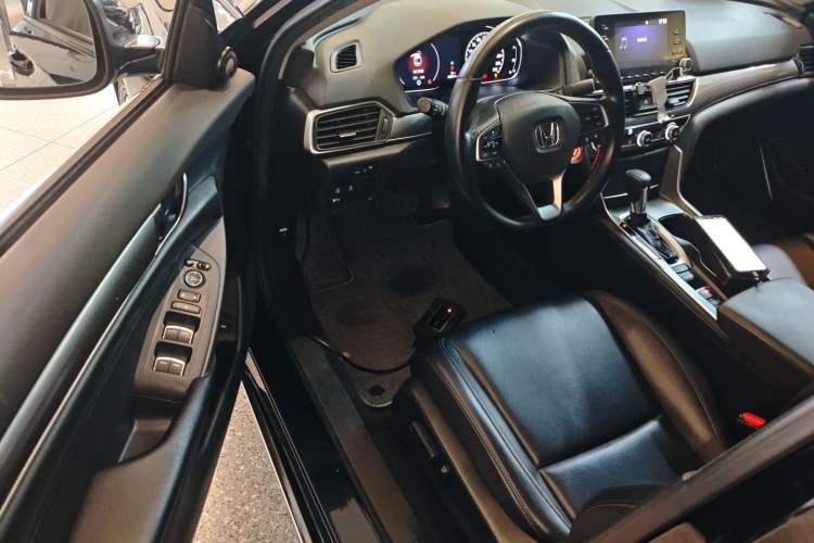 Used Honda Accord 2018 260TURBO Luxury Edition China V Emission Standard
