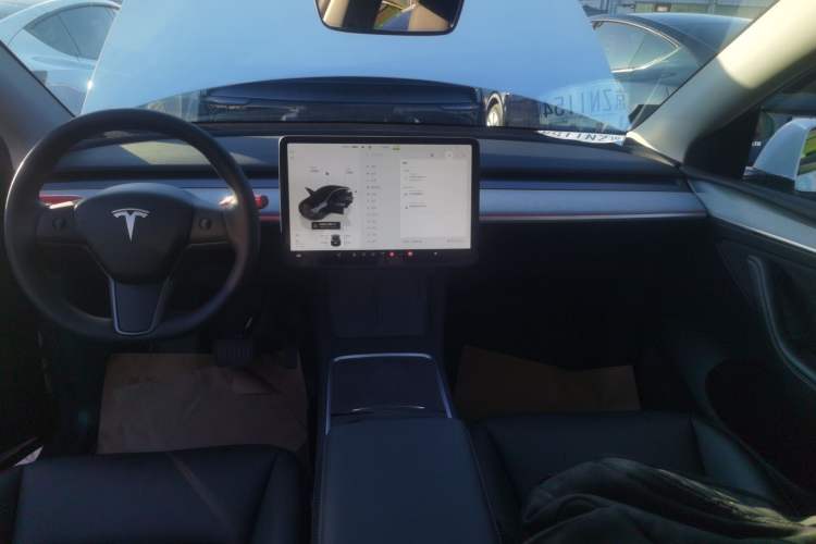 Used Tesla Model Y 2024 Rear-Wheel-Drive Version