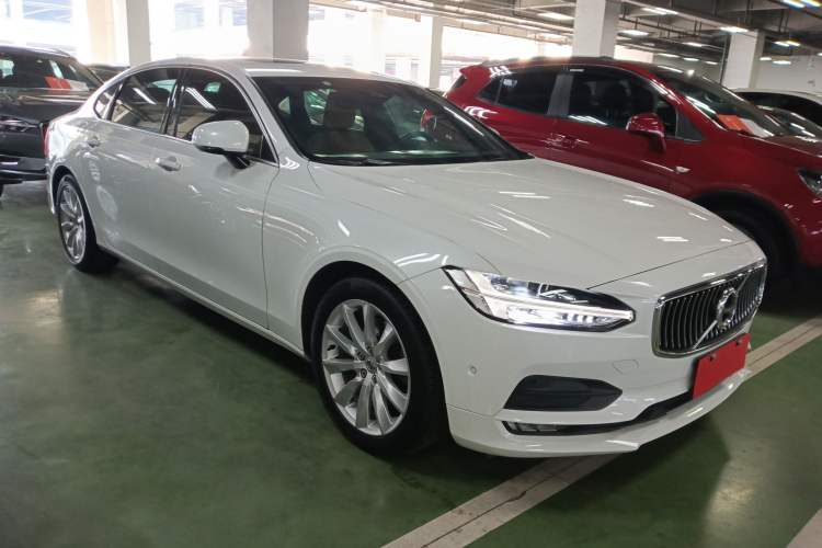 Used Volvo S90 2018 T5 Zhiyuan Edition
