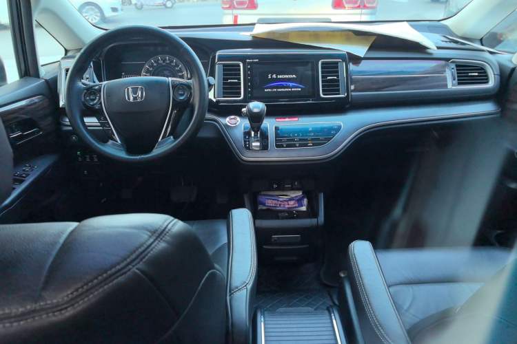 Used Honda Elysion 2016 2.4L Style Edition
