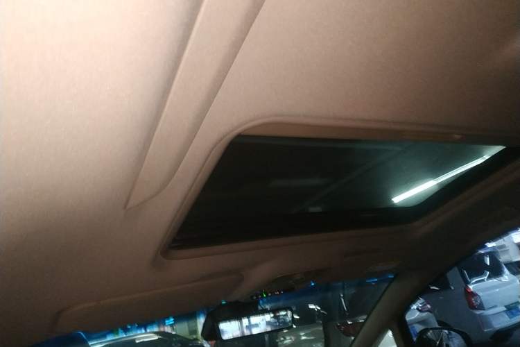 Used Buick GL8 2021 ES Landtrek 653T Luxury Model
