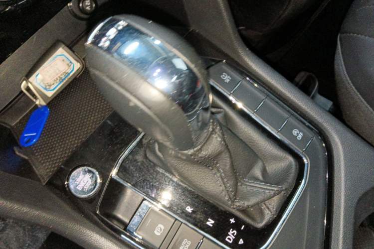 Used Volkswagen Tharu 2020 280TSI Two-Wheel Drive Luxury Plus Version China VI Standard