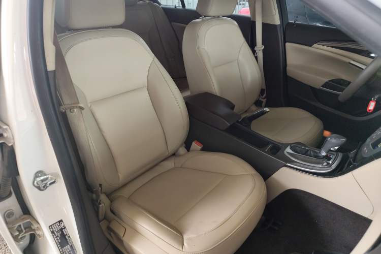 Used Buick Regal 2015 2.0L Leading Fashion Edition
