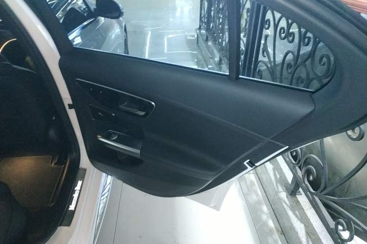 Used Mercedes-Benz C-Class 2025 C 260 L Sport Edition
