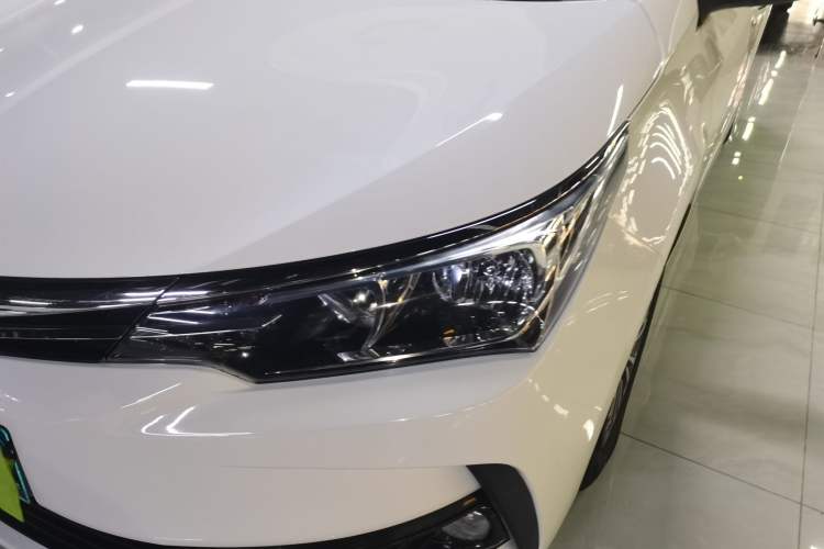 Used Toyota Corolla 2017 Revised Version 1.2T S-CVT GL-i