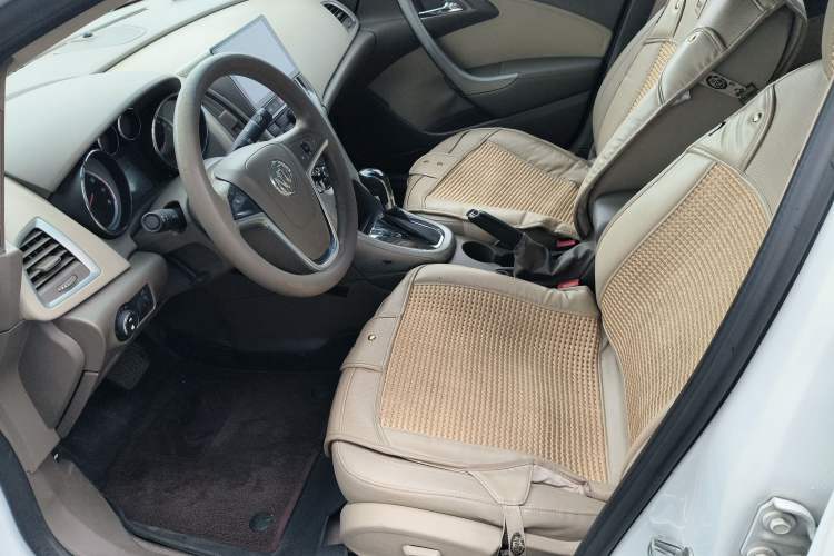 Used Buick GT 2013 GT 1.6L Automatic Fashion Edition
