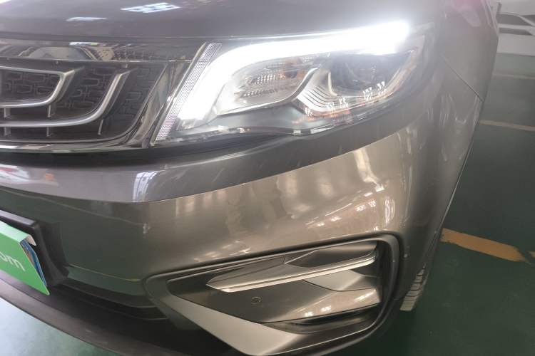 Used Geely Auto Emgrand X7 Sport 2018 1.8TD Automatic Two-Wheel Drive Smart Connect 4G Internet Edition