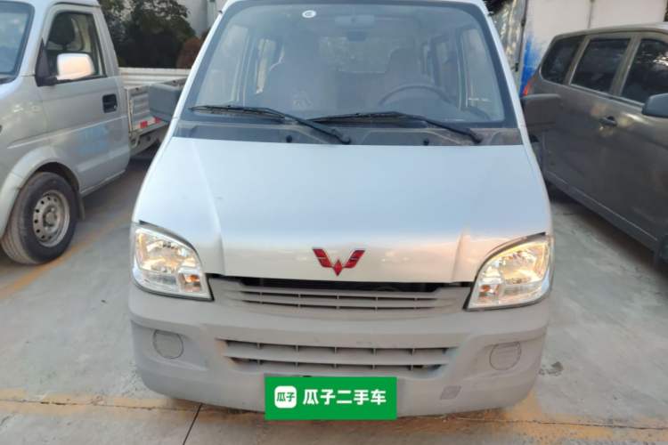 Used Wuling Zhiguang 2020 1.2L Practical Model China VI LSI
