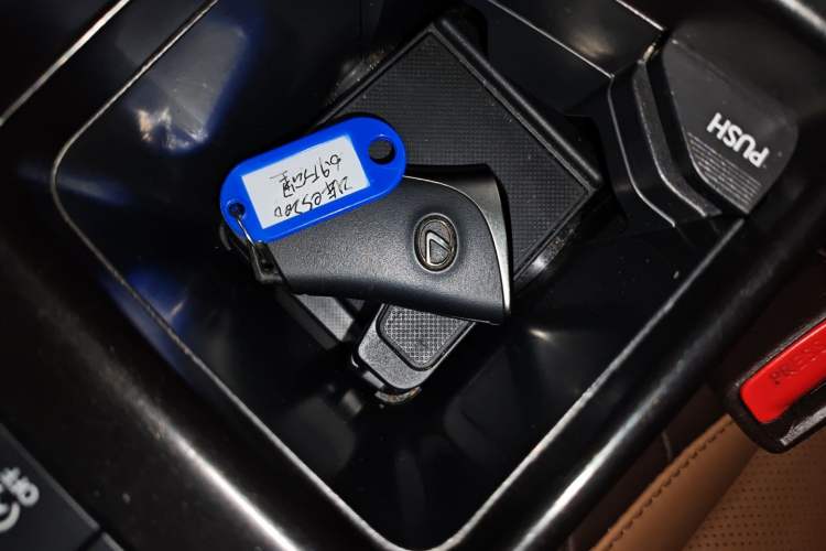 Used Lexus ES 2020 200 Excellence Edition
