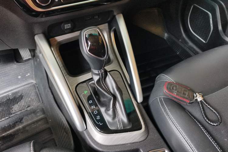 Used Geely Auto Vision X3 2017 1.5L Automatic Prestige Model
