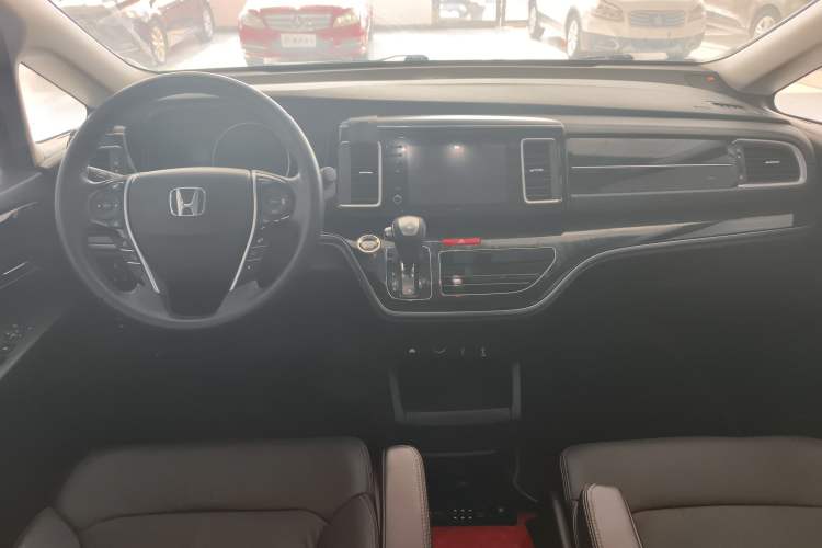 Used Honda Elysion 2019 2.0L Hybrid Luxury Edition
