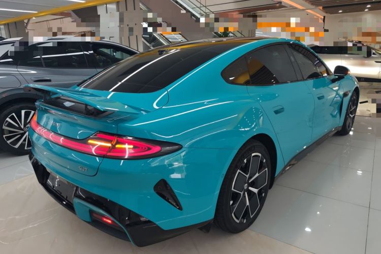 Used  SU7 2024 Rear-Drive Ultra-Long Range Advanced Pro-Level Intelligent Driving Version
