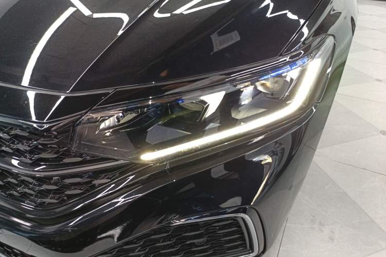 Used Volkswagen Passat 2023 Revised 330TSI Starry Elite Edition