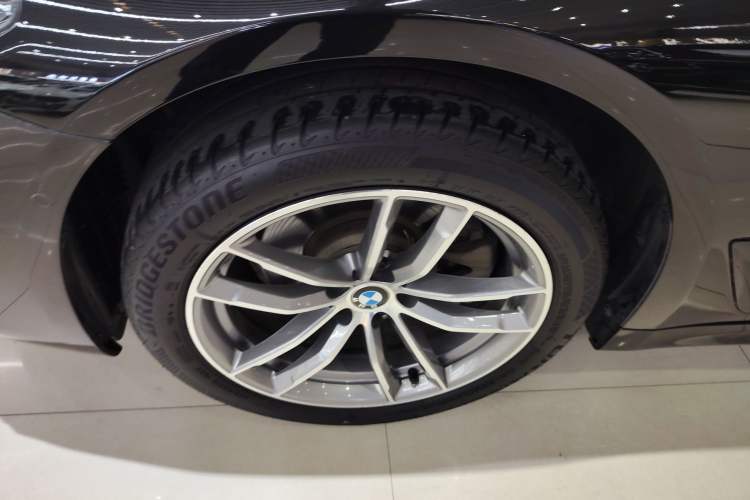 Used BMW 5 Series 2019 525Li M Sport Package
