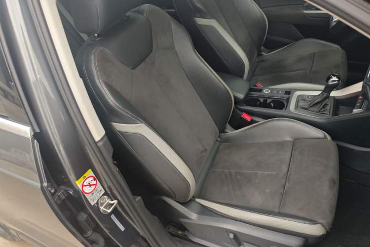 Used Audi Q3 2021 35 TFSI Fashion Dynamic Model