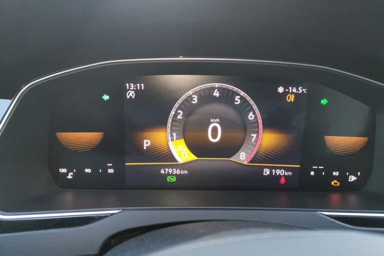 Used Volkswagen Magotan 2023 2 Million Units Limited Edition 330TSI DSG Leading Version
