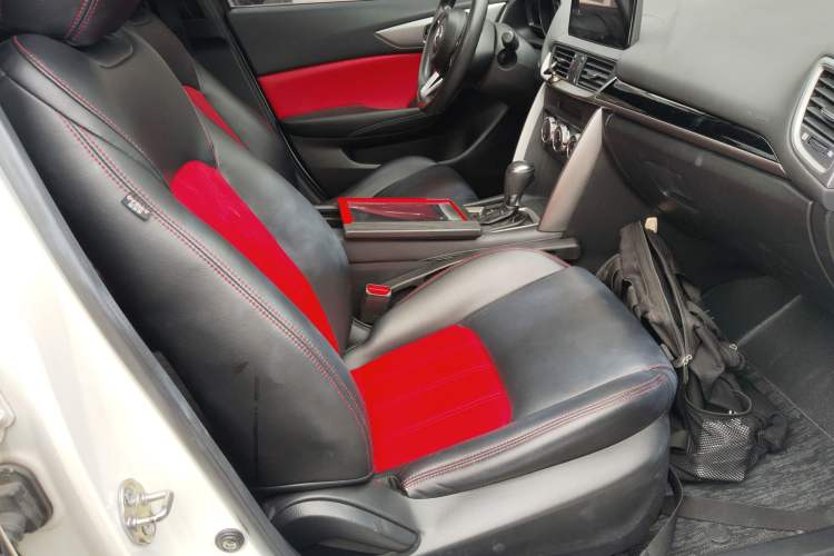 Used Mazda CX-4 2018 2.0L Automatic Two-Wheel Drive Blue Sky Dynamic Version China VI Standard