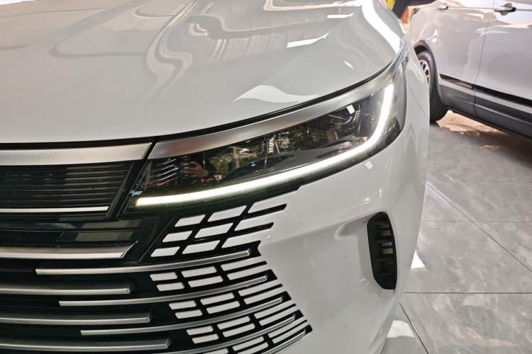 Used BYD Destroyer 05 2024 HONOR Edition DM-i 55KM Luxury Model
