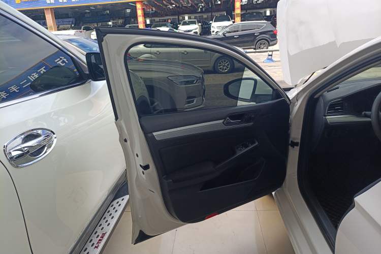 Used Volkswagen Lamando 2021 230TSI DSG Fashion Edition