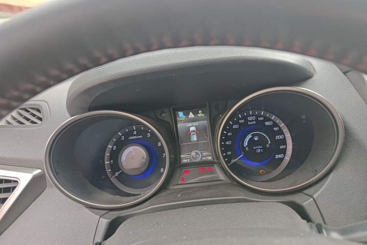 Used Changan CS75 2014 2.0L Manual Luxury Version China IV Standard