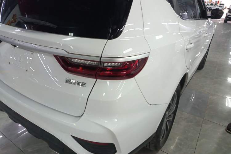 Used Geely Auto Vision X6 2020 1.4T CVT Luxury Edition
