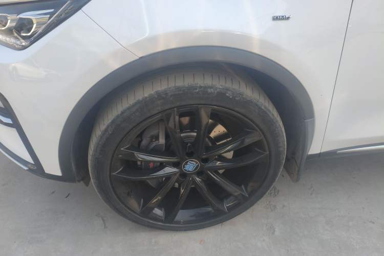 Used BYD Tang New Energy 2021 DM 2.0T Four-Wheel Drive High-Performance Flagship Model
