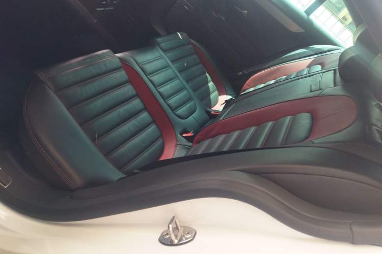 Used Volkswagen FAW-Volkswagen CC 2016 1.8TSI Luxury Model
