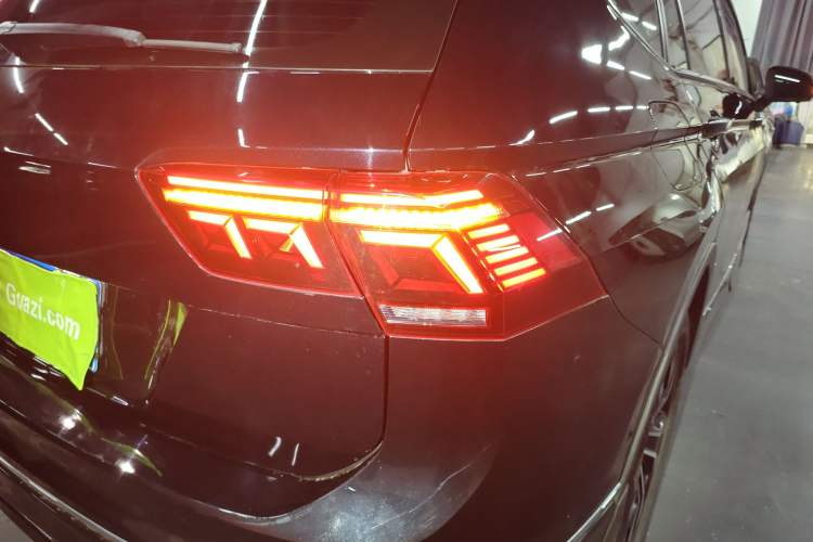 Used Volkswagen Tiguan L 2022 330TSI Automatic Two-Wheel Drive R-Line Enhanced Edition
