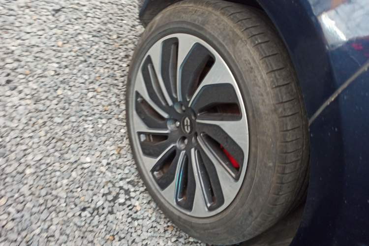 Used Hima AITO M5 2022 Extended-Range Four-Wheel Drive Performance Version
