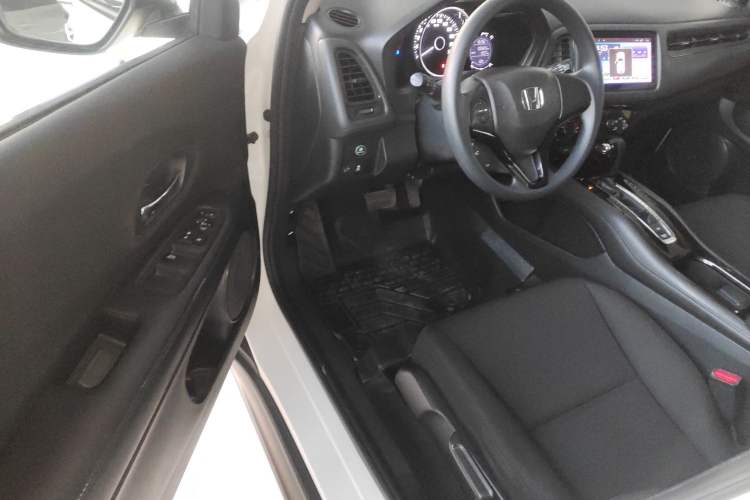 Used Honda Vezel 2017 1.5L CVT 2WD Comfort Model
