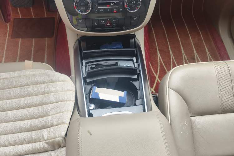 Used Mercedes-Benz R-Class 2017 R 320 4MATIC Business Edition Prestige Model