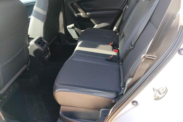 Used Volkswagen Tiguan L 2021 280TSI Automatic Two-Wheel Drive Comfort Edition – Low-Trim Version
