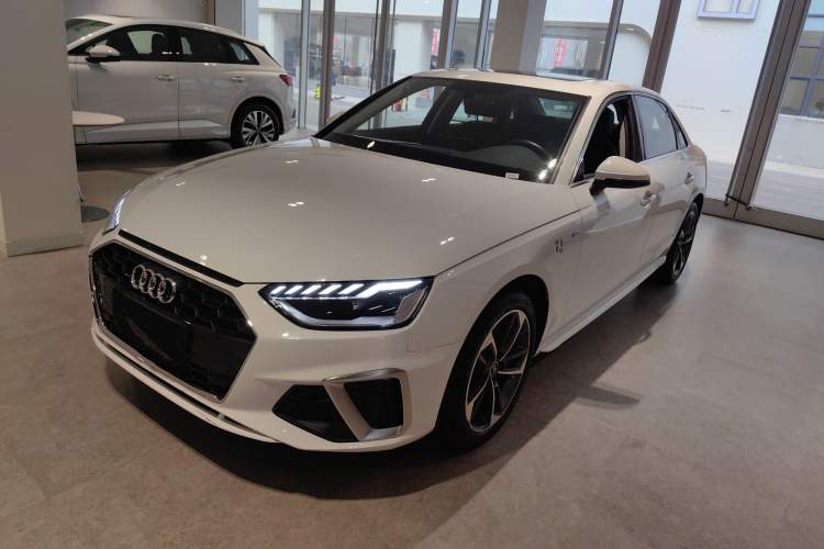 Used Audi A4L 2024 40 TFSI Fashion Dynamic Model
