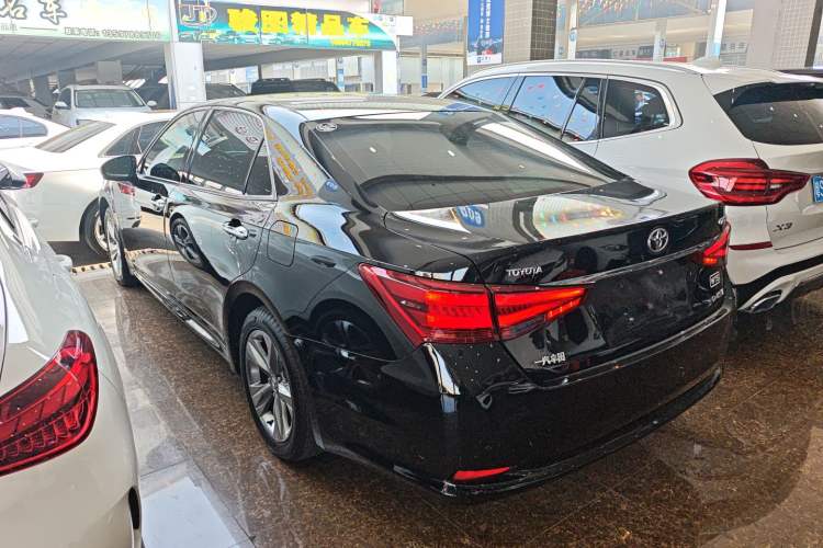 Used Toyota Crown 2015 2.0T Fashion Edition