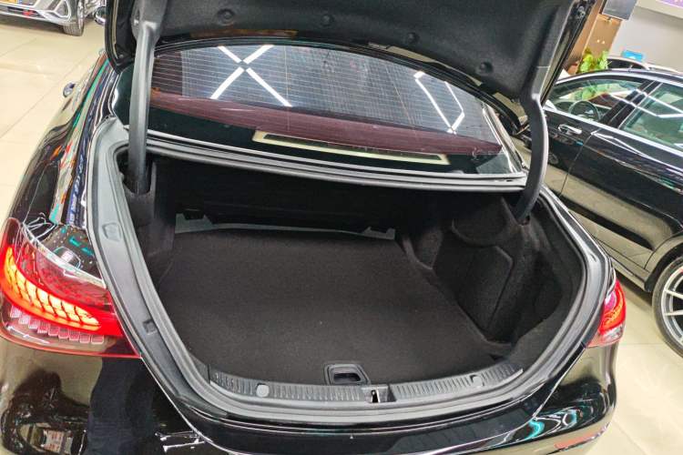 Used Mercedes-Benz E-Class 2022 E 300 L Luxury Model
