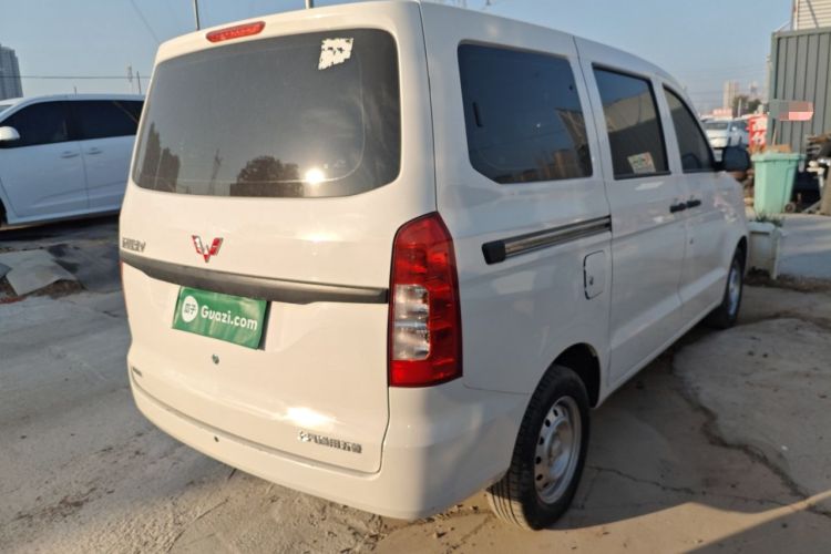 Used Wuling Hongguang V 2022 1.5L Jingqu Edition Electric-Assist LAR
