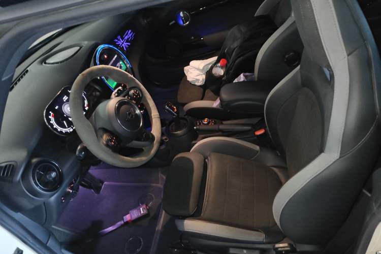 Used  MINI 2021 2.0T COOPER S Racing Driver
