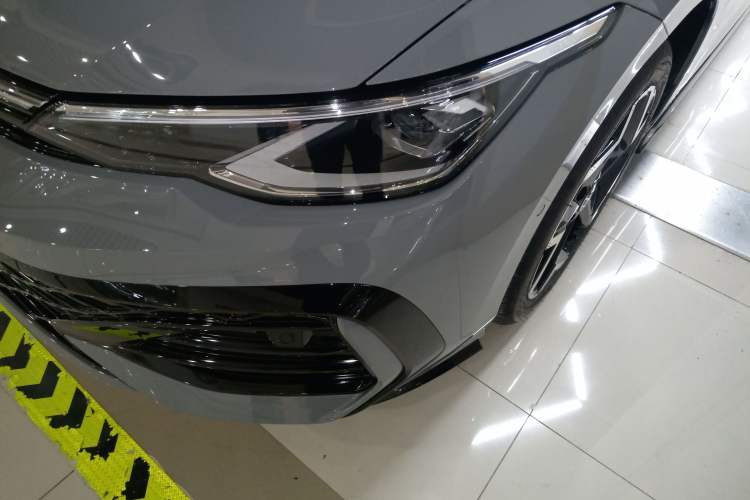 Used Volkswagen Golf 
