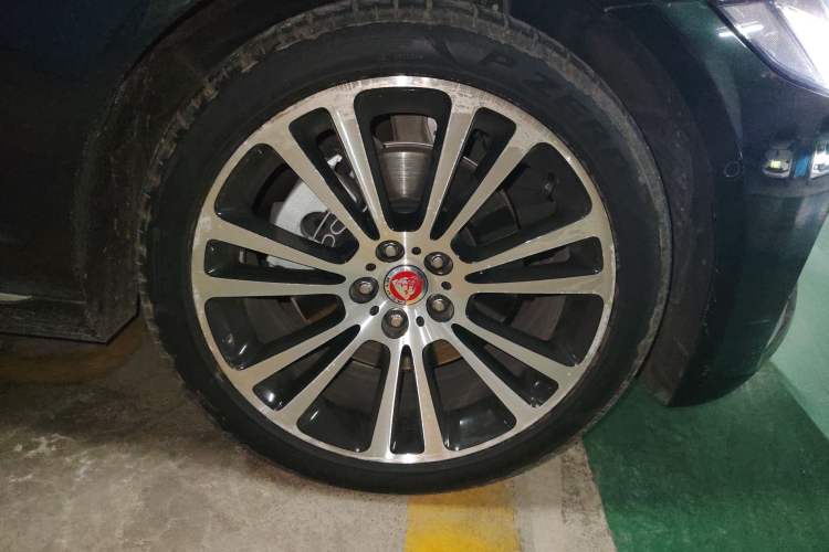 Used Jaguar XFL 2024 2.0T P250 Two-Wheel Drive Prestige Luxury Edition
