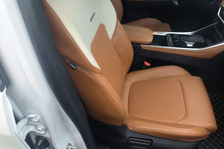 Used SAIC MAXUS G50 2023 PLUS 1.5T Happiness-Recommended Automatic Start Edition
