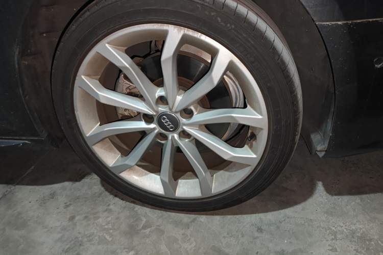 Used Audi A4L 2019 40 TFSI Fashion Edition China VI Emission Standard