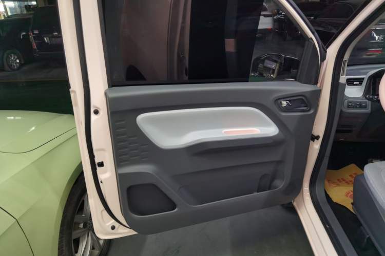 Used Wuling Hongguang MINIEV 2022 Macaron Fashion Edition Lithium-Nickel-Cobalt-Alpha-oxide
