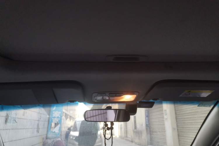 Used  Refine S3 2017 1.6L Manual Smart Connectivity Model
