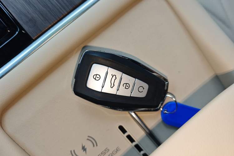 Used Geely Auto Monjaro L 2025 Dongfang Yao 2.0TD Automatic All-Wheel-Drive Wangyue Edition
